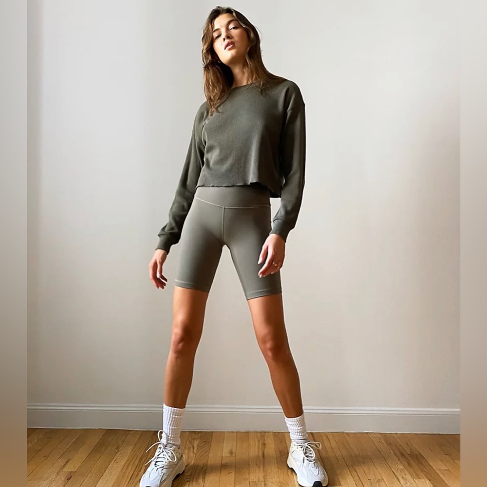 BNWOT - TNA Alamo Waffle Cropped Long Sleeve - Size S